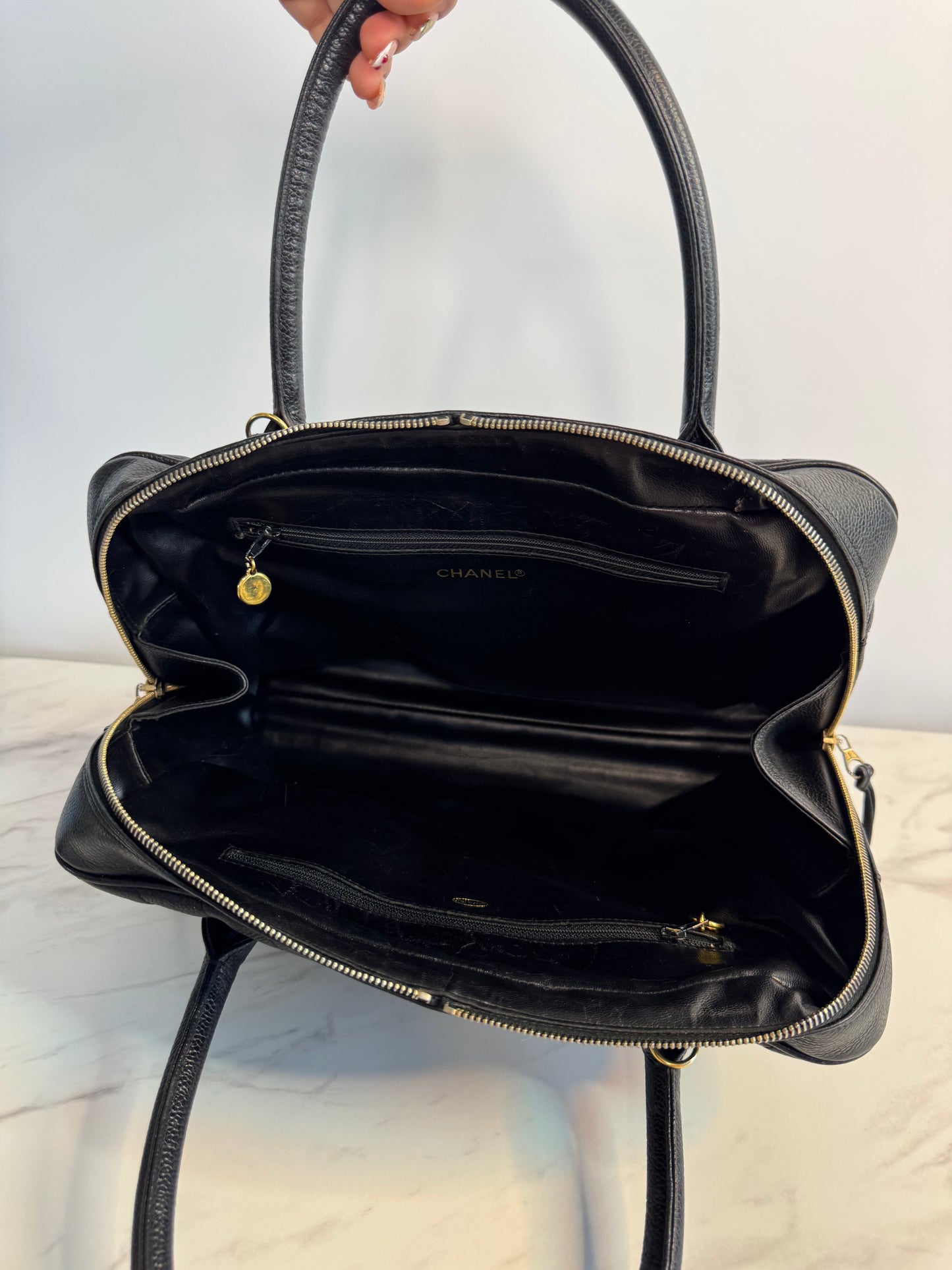 Rare Chanel Vintage 24K Gold Plated Hardware Chevron Two Way Caviar Leather Handbag/Crossbody