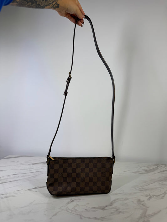 Louis Vuitton Damier Ebene Trotteur Bag