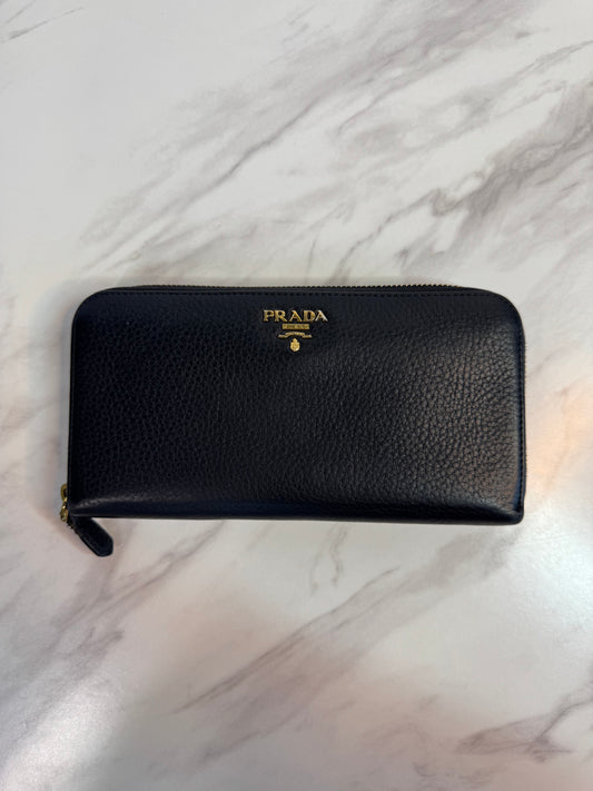 Prada Vitello Leather Nero Zip Around Wallet