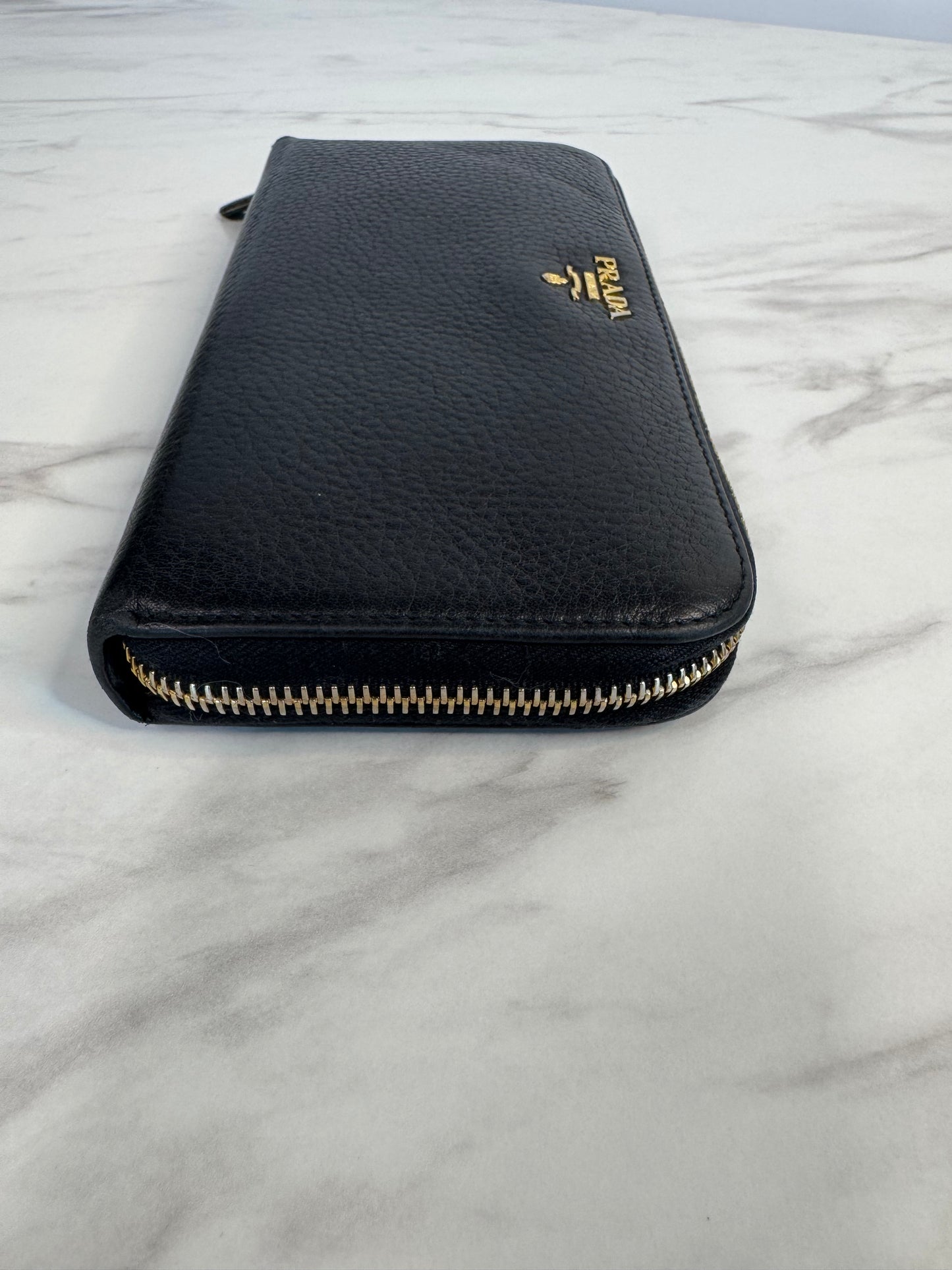 Prada Vitello Leather Nero Zip Around Wallet